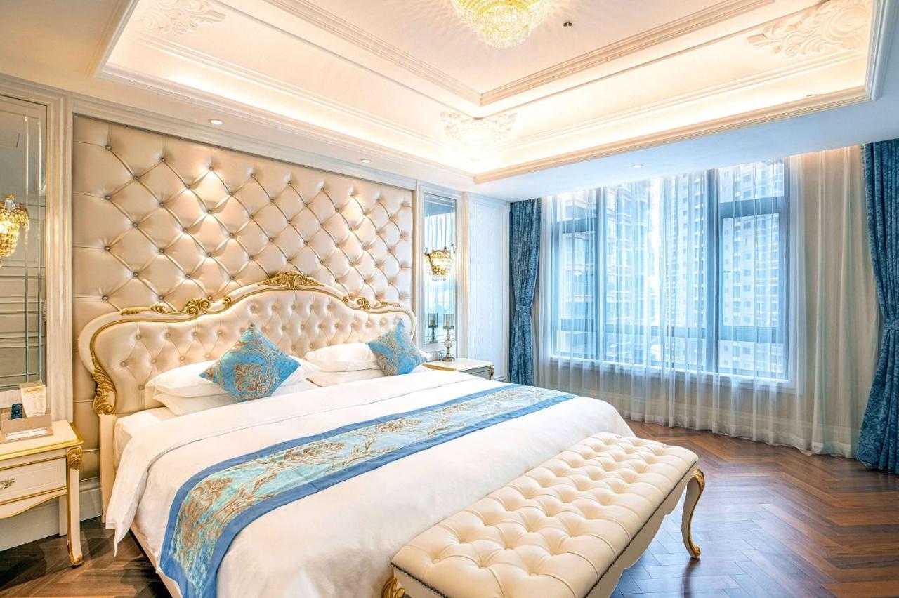Wyndham Grand Kunming East Hotel Exterior photo